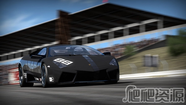 极品飞车13：变速(图1)